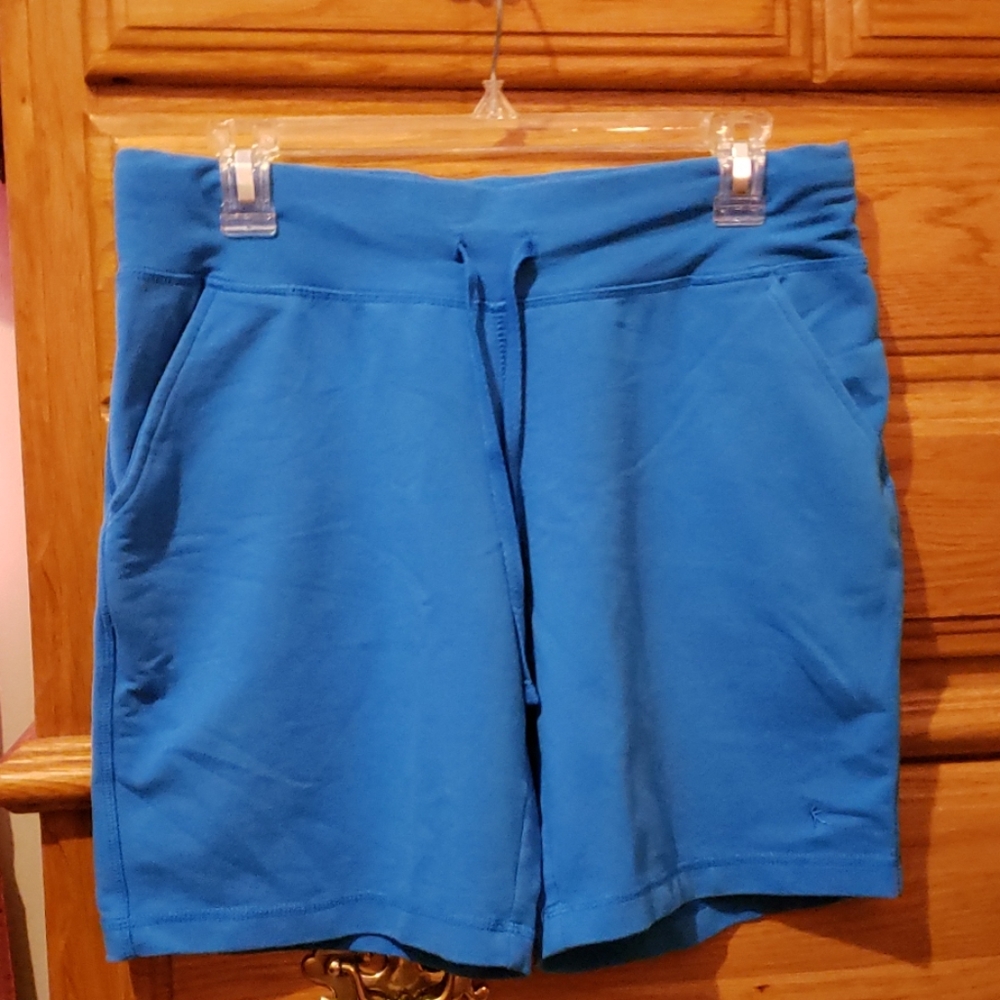 Shorts size 8/10 with pockets.